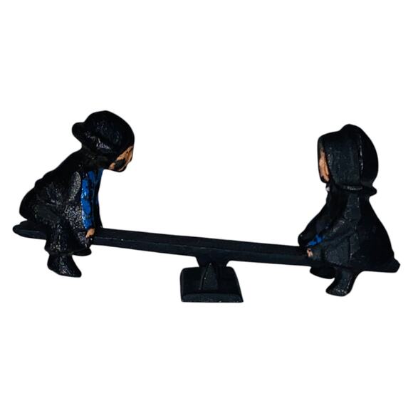 Vintage Cast Iron Amish Boy and Girl on Teeter Totter 1997 John Wright Toy A925 - Picture 4 of 10